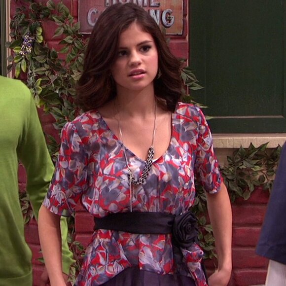 Red and Navy Sheer Floral Blouse ASO Alex Russo - Picture 6 of 6